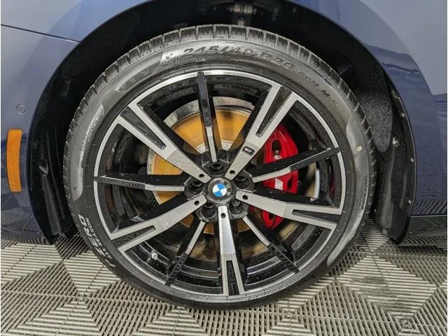 New 2026 Tanzanite Blue II Metallic BMW 530i xDrive image 10