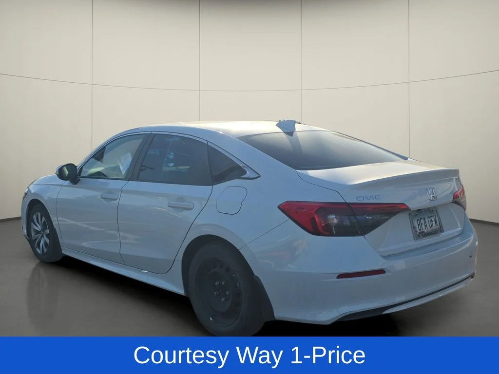 Used 2024 White Honda LX image 6