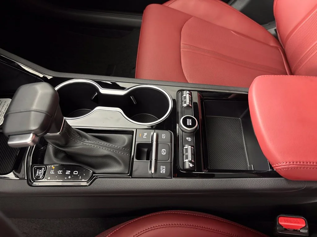 New 2027 Black Kia GT-Line image 39