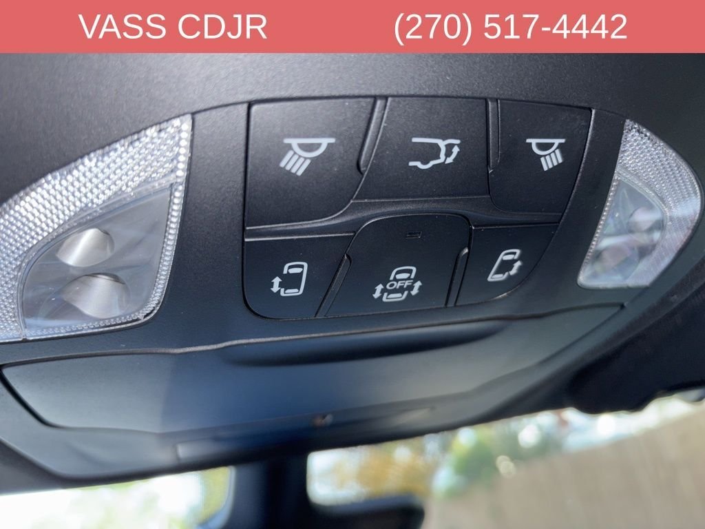 2026 Chrysler Pacifica Select - Photo 19