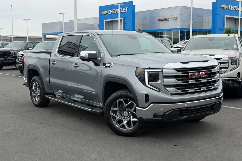 New 2026 Sterling Metallic GMC SLE image 2