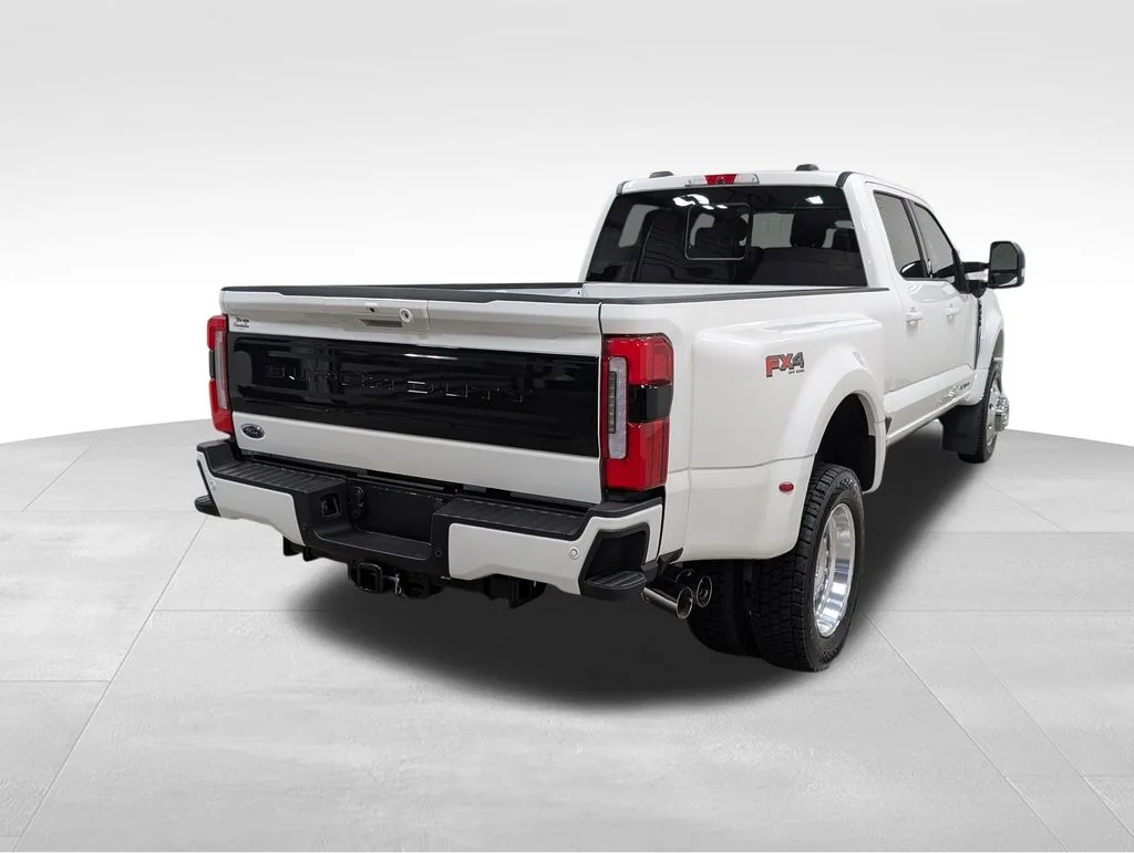 New 2026 Star White Metallic Tri-Coat Ford F-450® Platinum® image 24