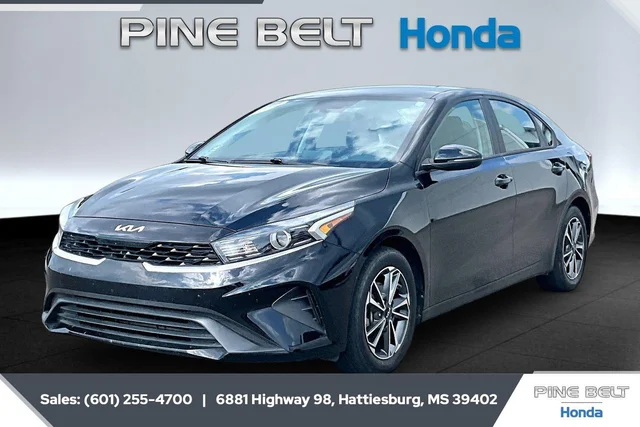 2023 Kia Forte LXS