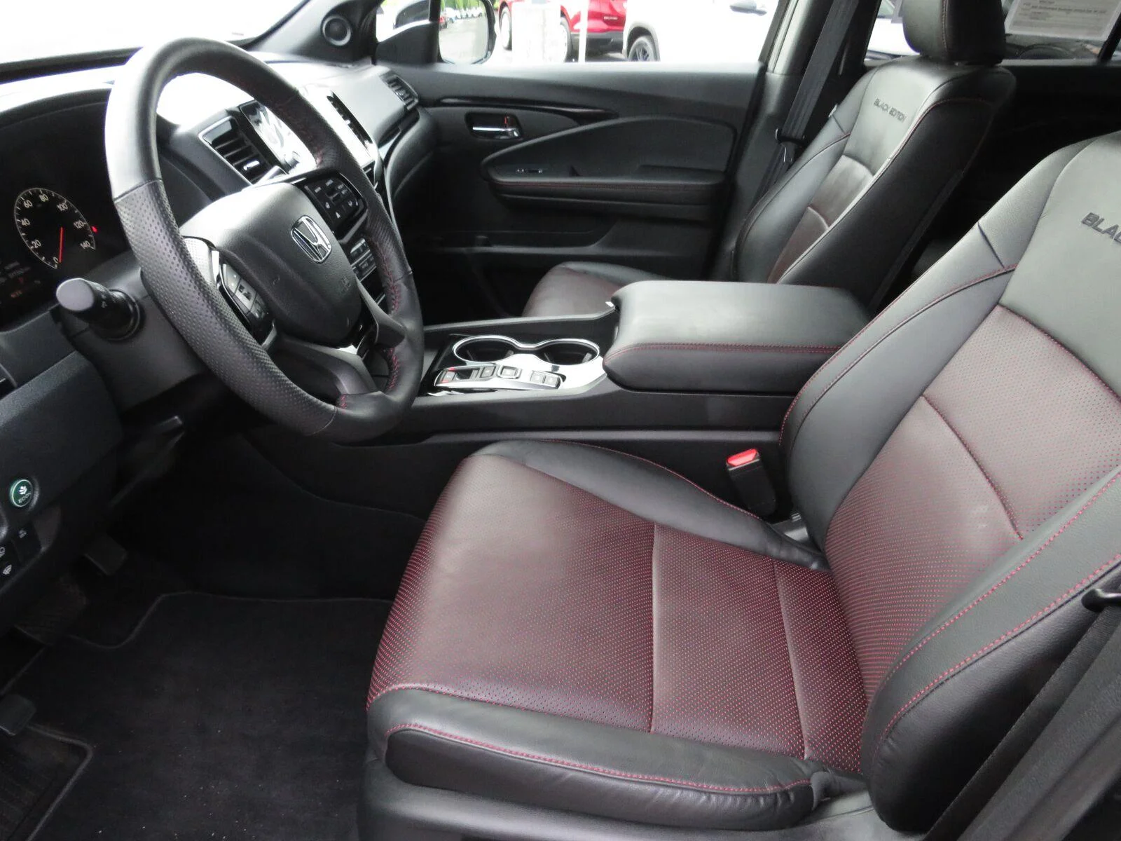 Used 2024  Honda Black Edition image 19