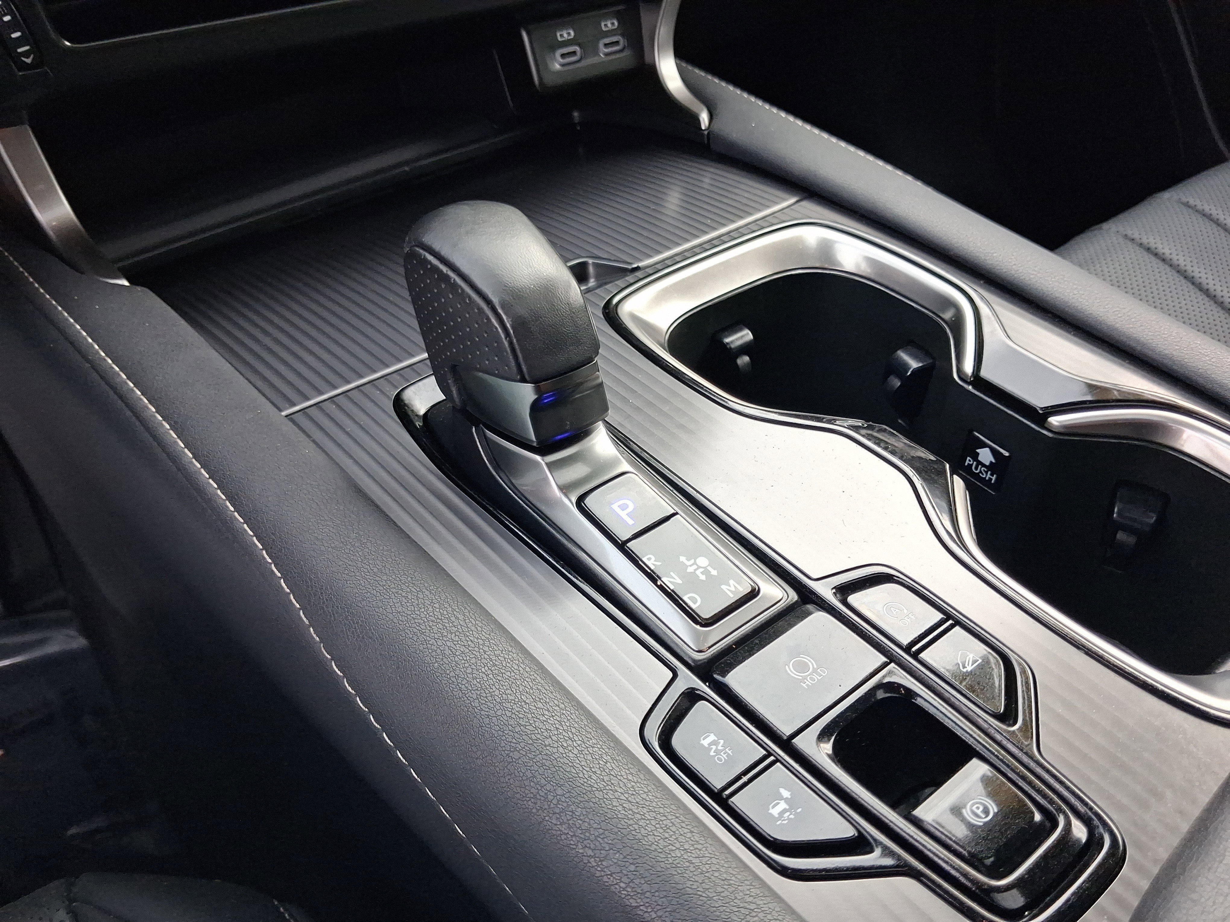 Used 2024 White Lexus 350 F Sport Handling image 23