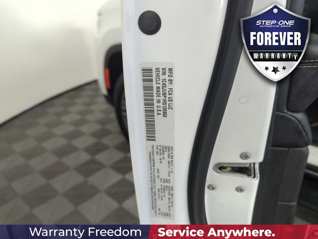 Used 2024 White Jeep Series II image 41