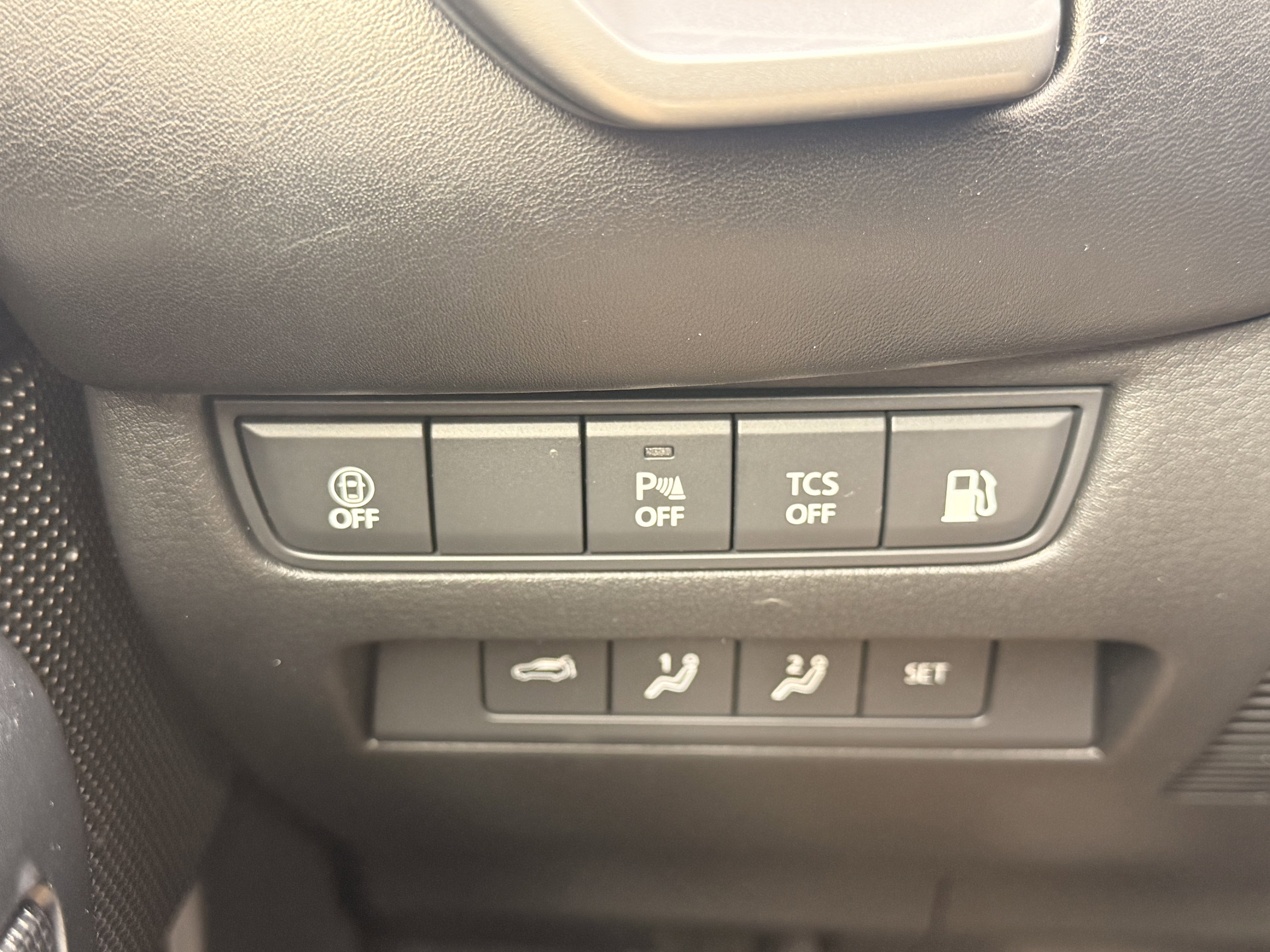 New 2026 Wind Chill Pearl Mazda Premium AWD image 31