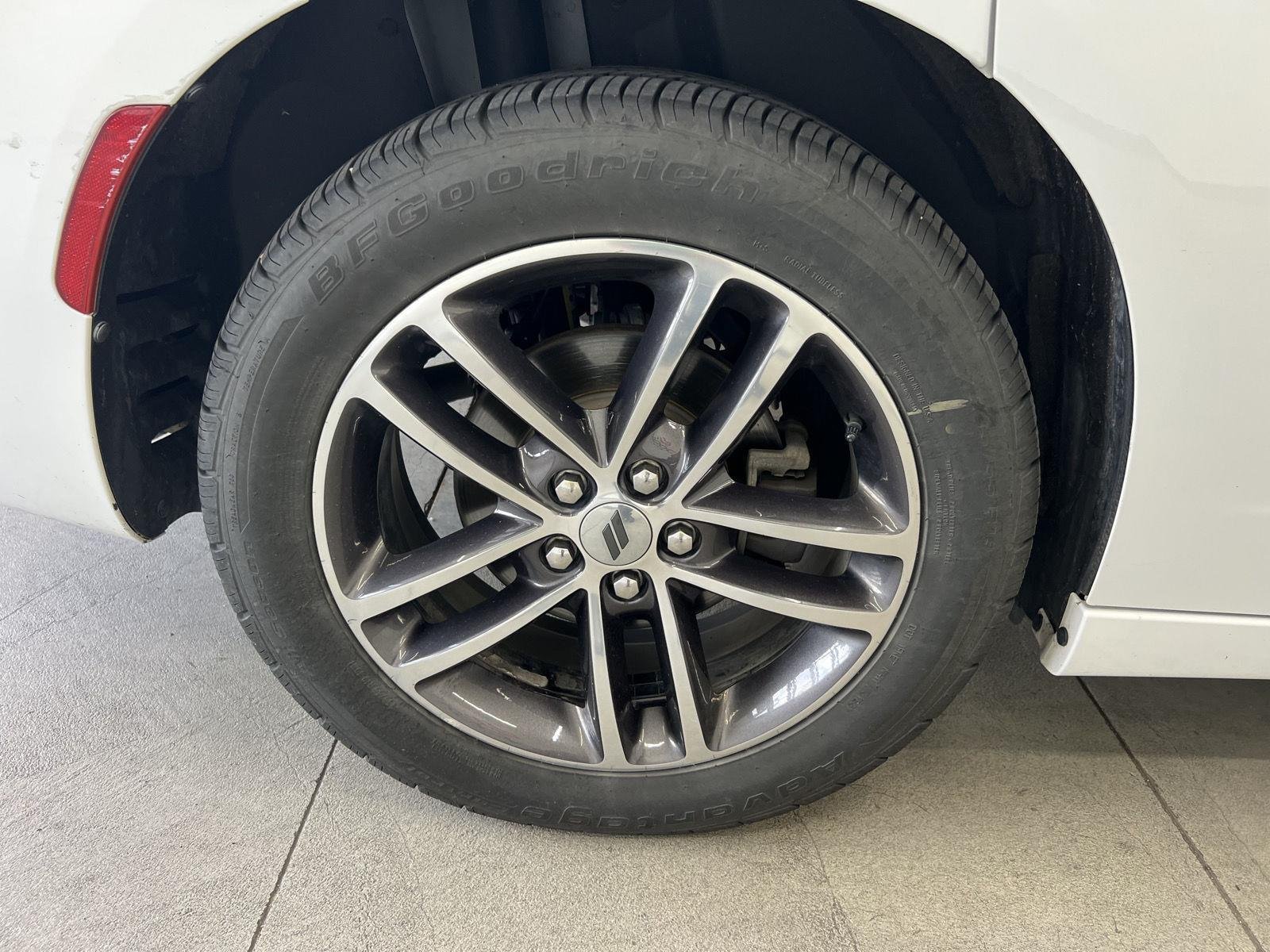 2019 Dodge Charger SXT - Photo 9