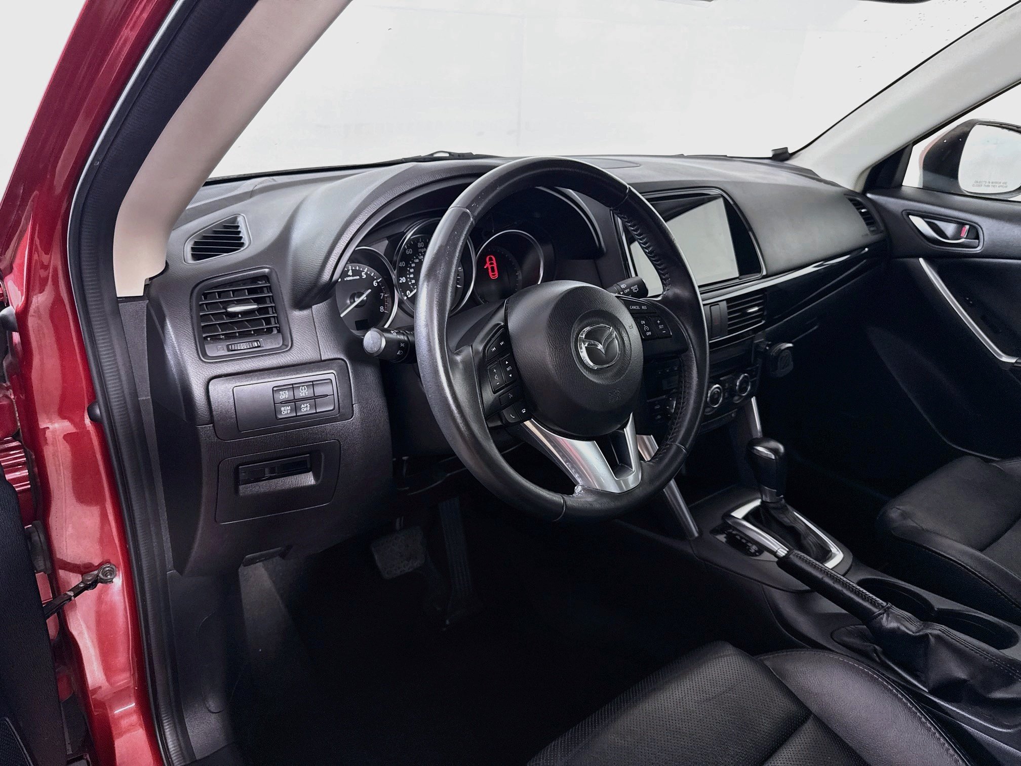 Used 2015 Soul Red Mazda Grand Touring image 9