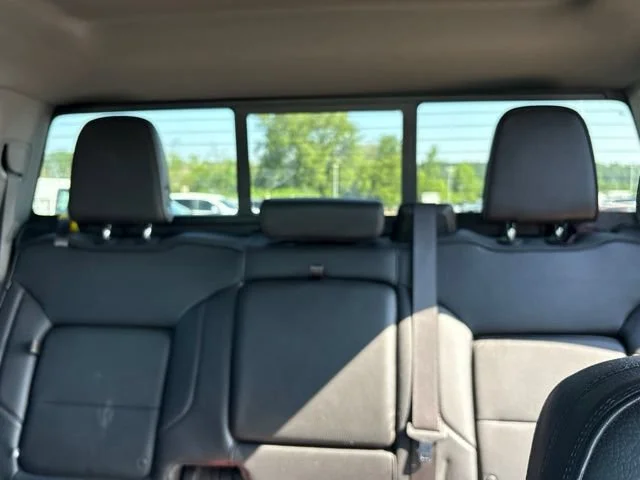 Used 2024 Summit White GMC Denali image 15