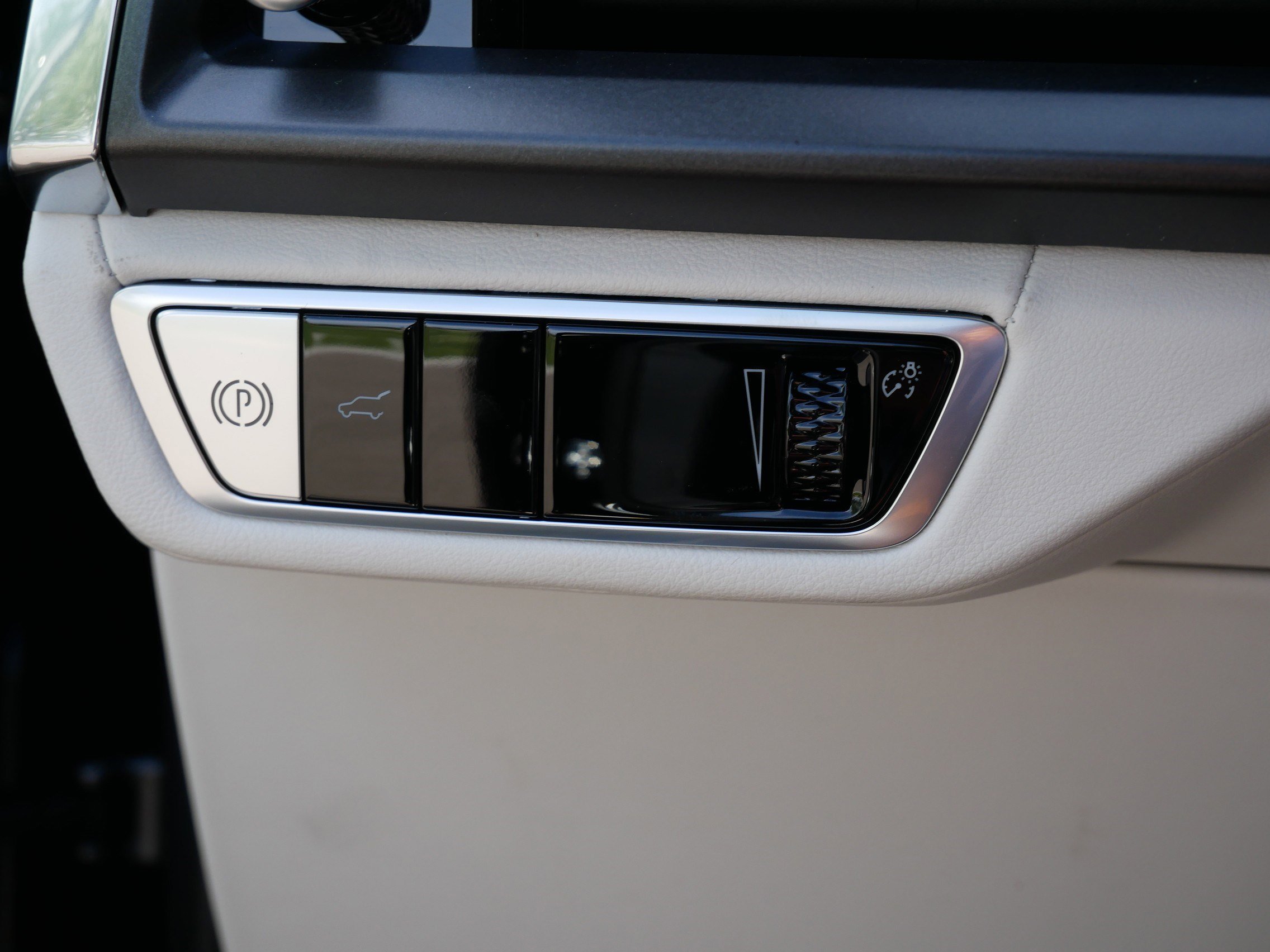 2026 Cadillac VISTIQ Luxury - Photo 24