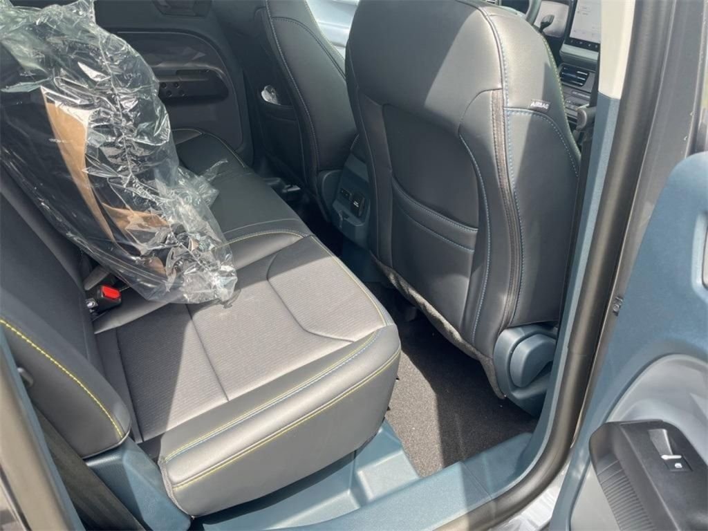 New 2025 Carbonized Gray Metallic Ford Lobo™ image 28