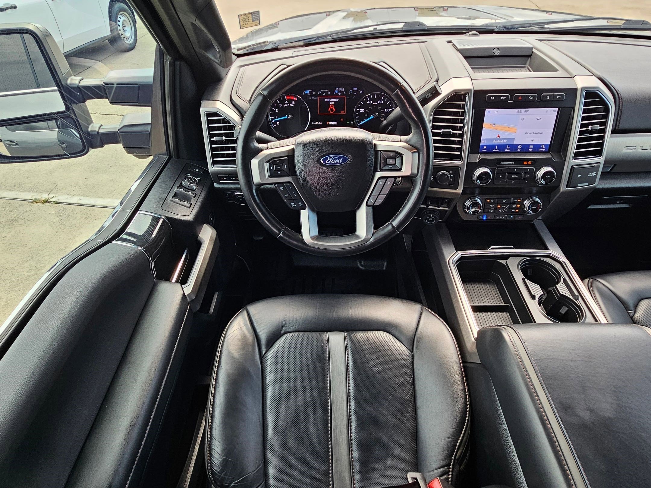 Used 2021 Carbonized Gray Metallic Ford Platinum image 27