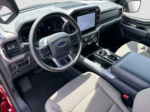 Used 2026 Red Ford XLT image 9