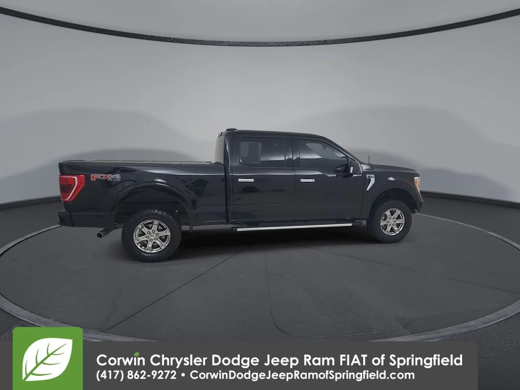 Used 2023 Black Ford XLT image 16