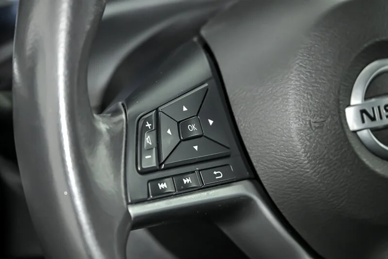 2022 Nissan Altima SR - Photo 19