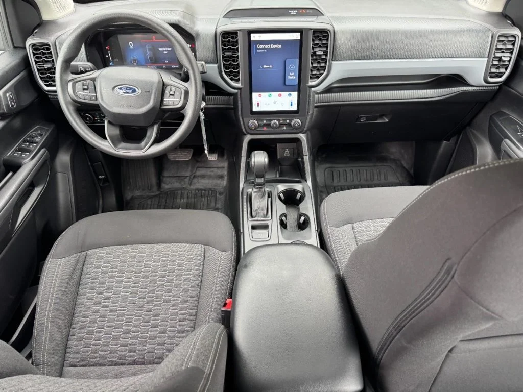 Used 2025 Beige Ford XL image 16