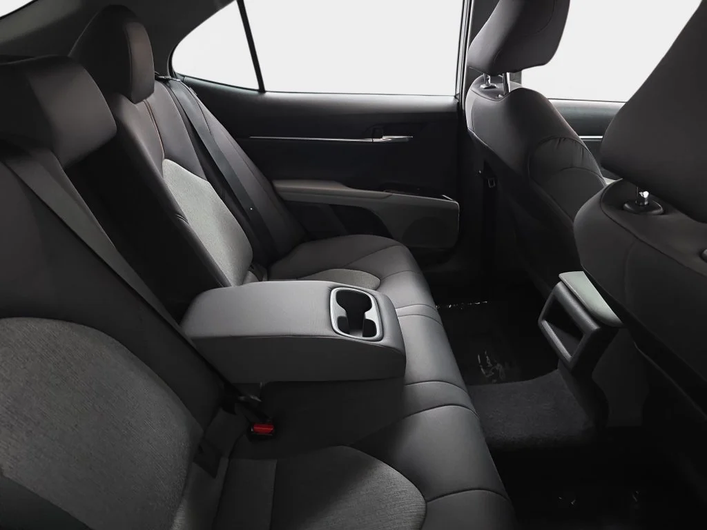 Used 2020 Gray Toyota LE image 13