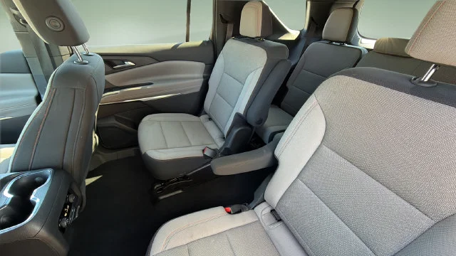 Used 2026 Black Chevrolet LT image 37