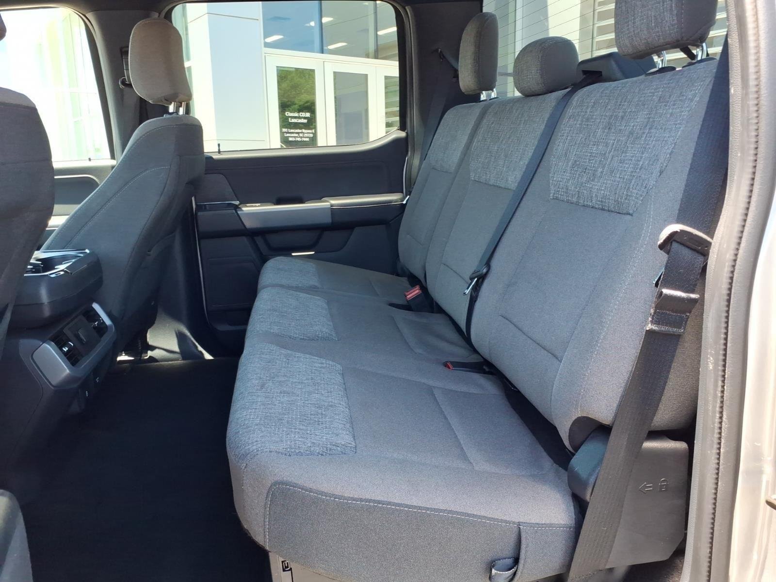 Used 2024 Iconic Silver Metallic Ford XLT image 17