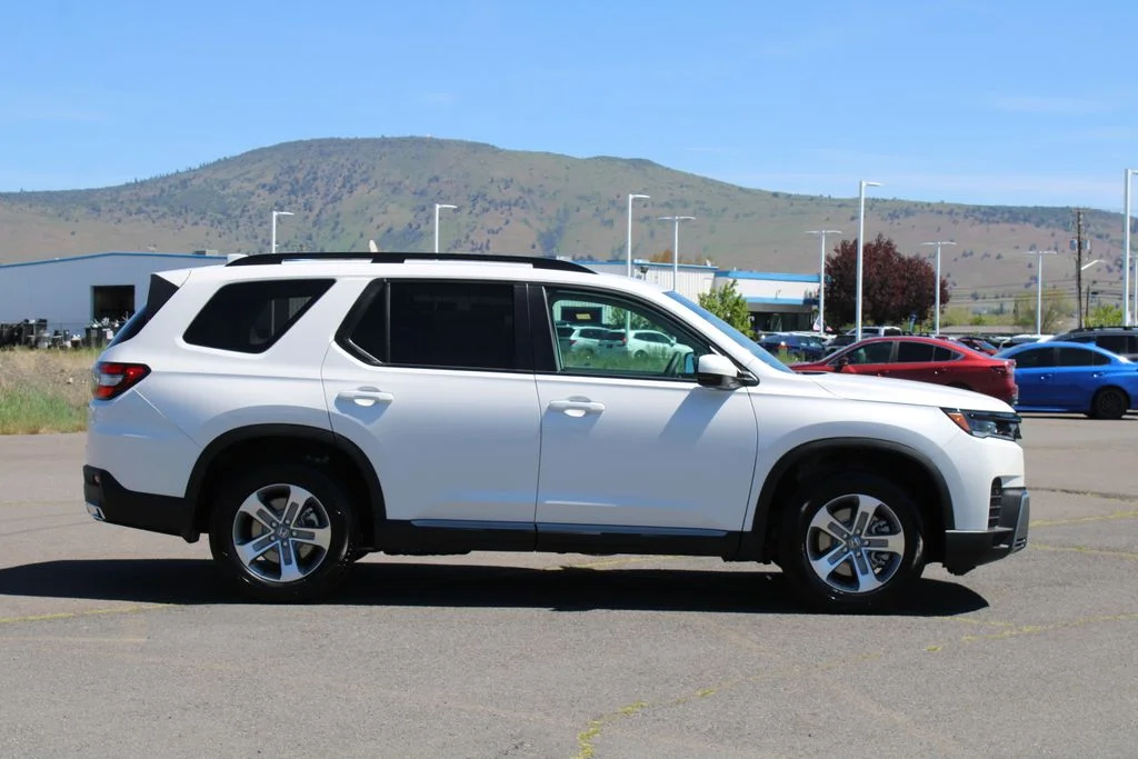 New 2026 Platinum White Pearl Honda AWD EX-L image 7