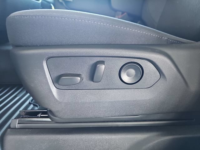 New 2026 Sterling Metallic GMC Elevation image 22