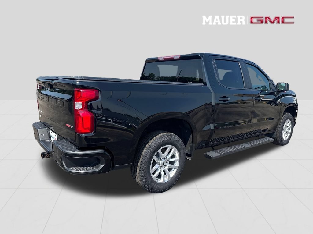 Certified Used 2022 BLACK Chevrolet RST image 6