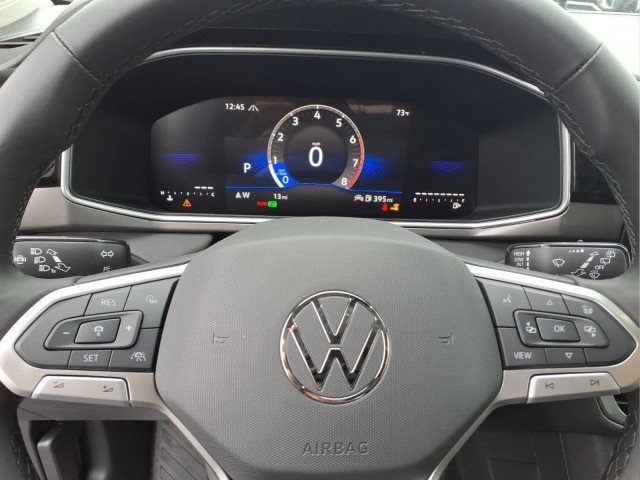 New 2026 Deep Black Pearl Volkswagen SE Black 4Motion image 25