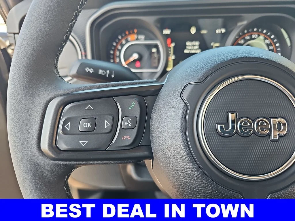 New 2026 Black Clear-Coat Exterior Paint Jeep Rubicon X image 20