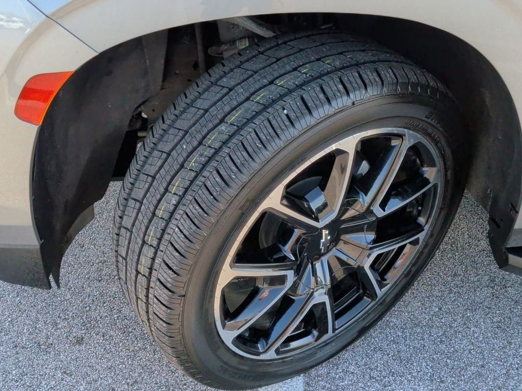 Used 2023 Gray Chevrolet RST image 56