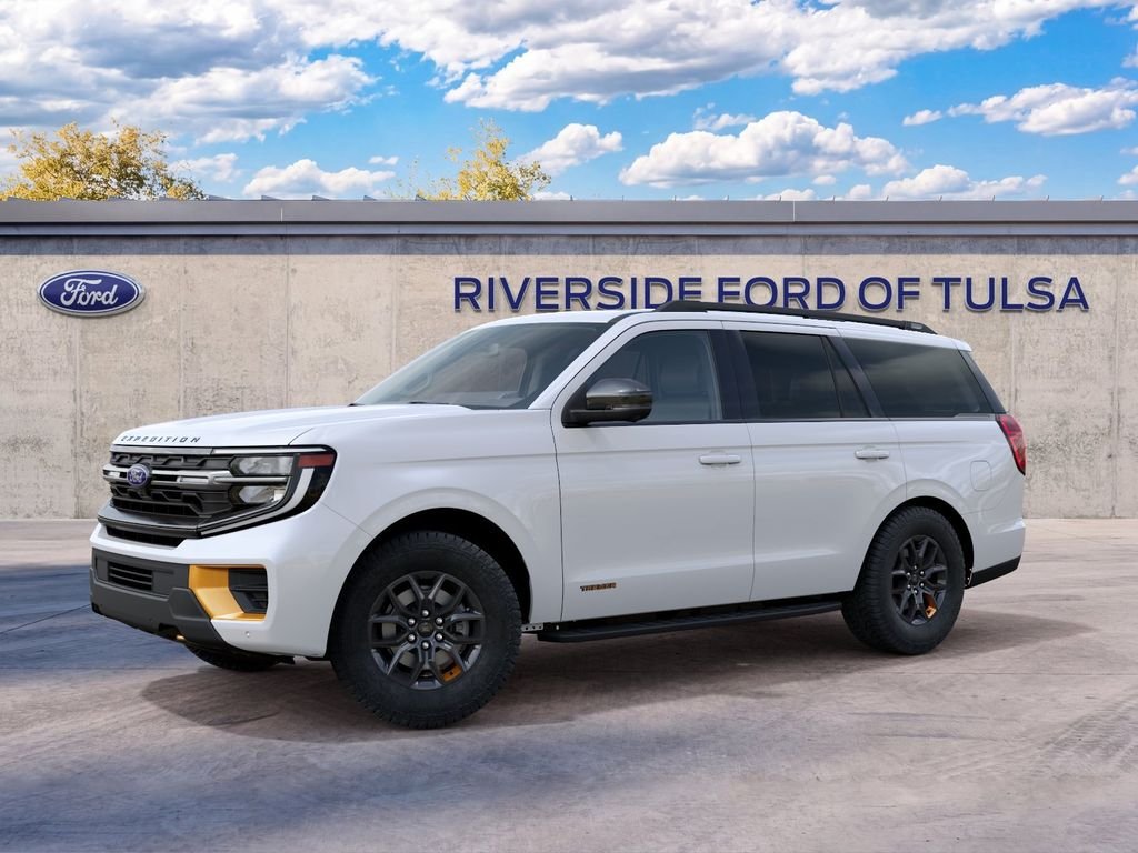 New 2027 Star White Metallic Tri-Coat Ford Tremor® image 2