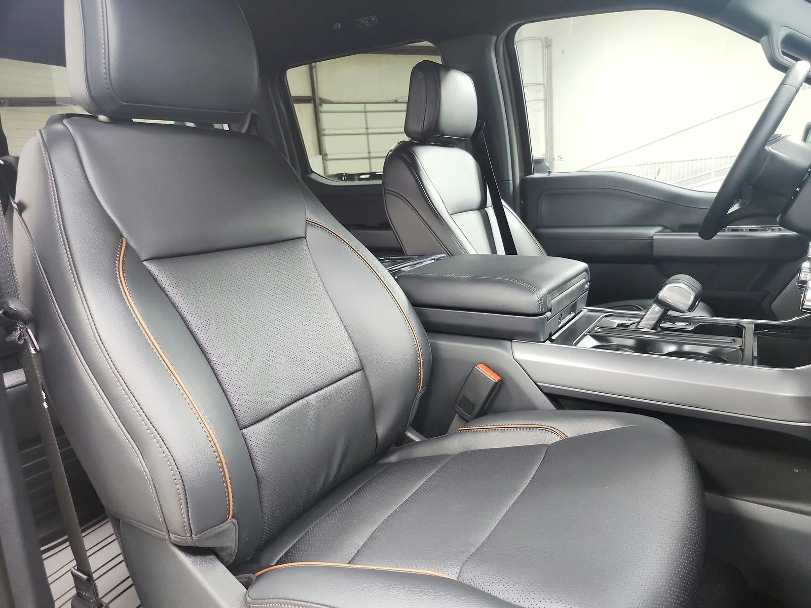 New 2026 Gray Ford Lariat image 47