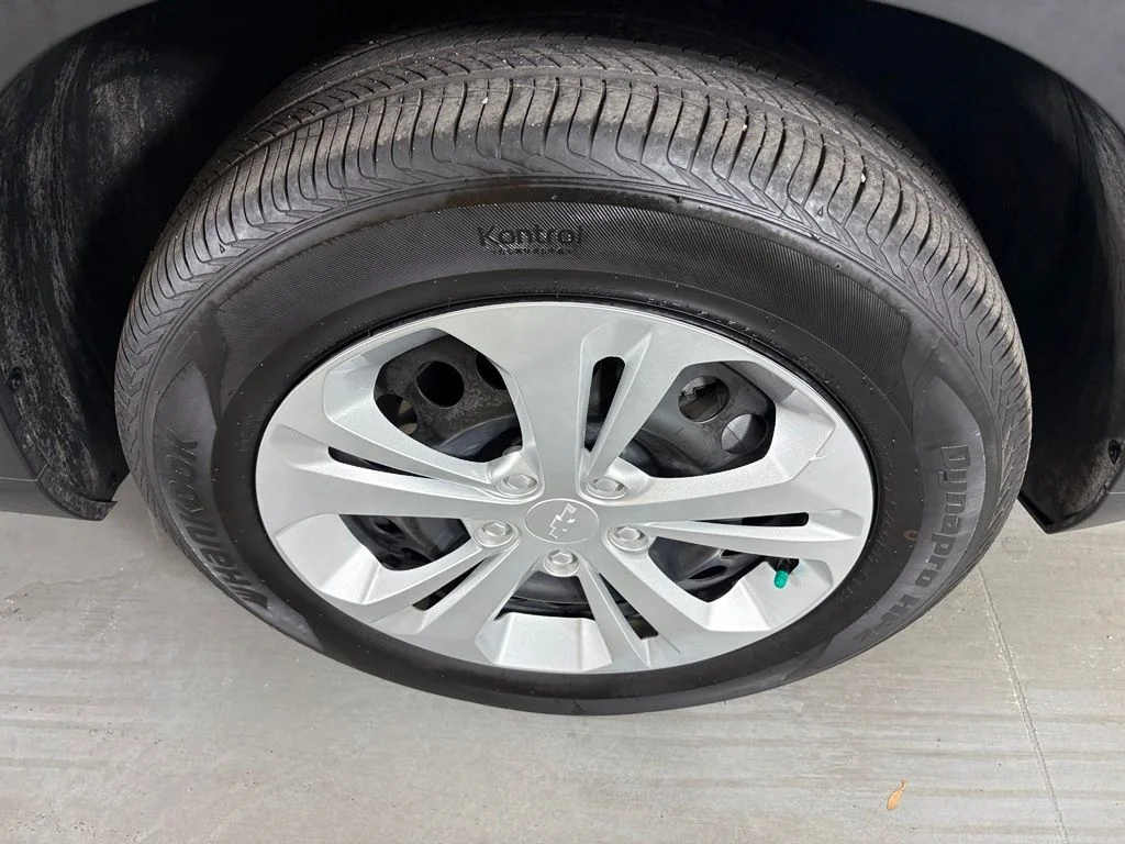 Used 2025 Gray Chevrolet LS image 13