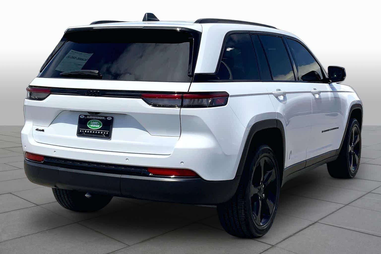 Used 2024 Bright White Clearcoat Jeep Altitude X image 11