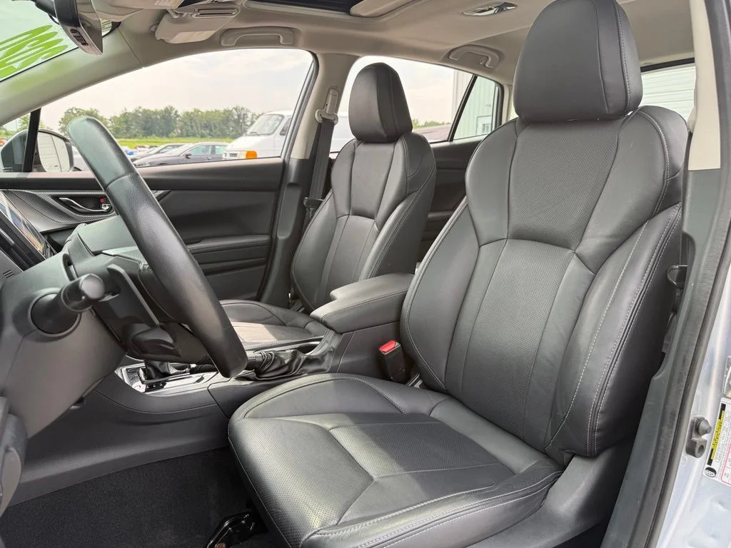 Used 2020 Silver Subaru Limited image 13