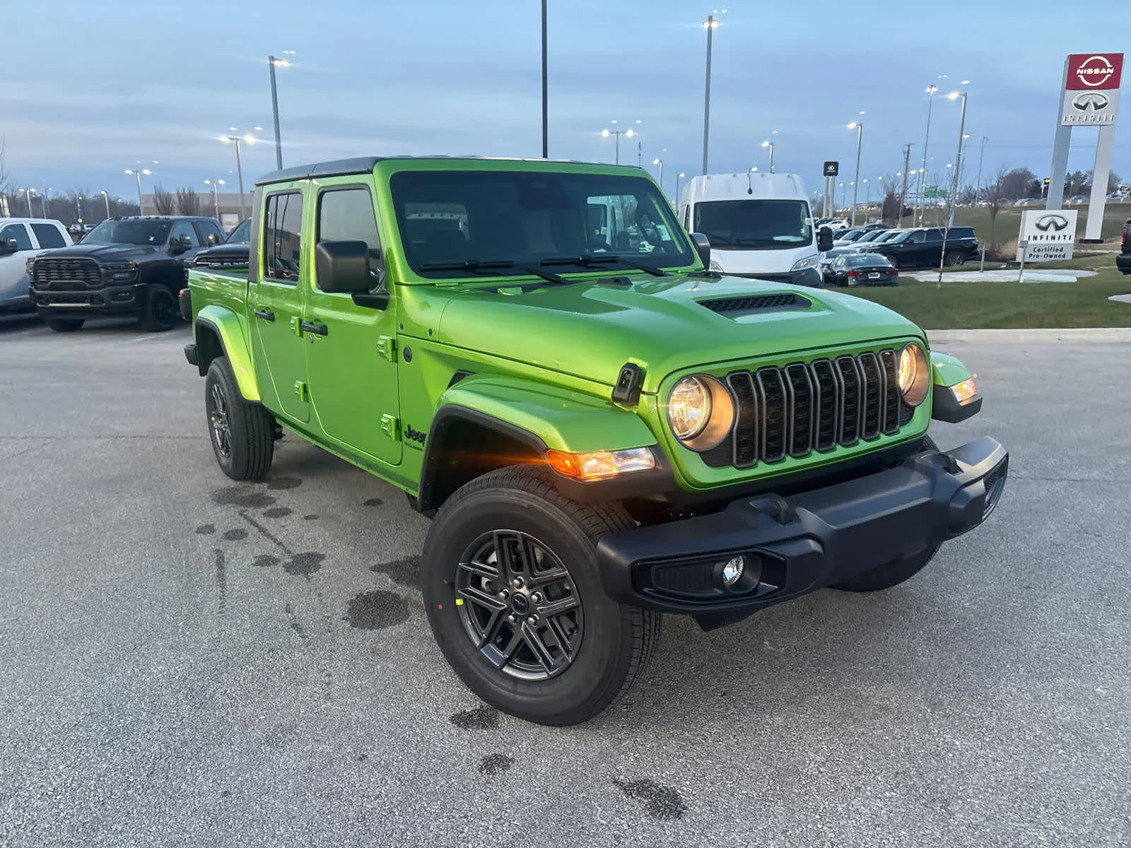 New 2026 Mojito Exterior Paint Jeep Sport S image 2