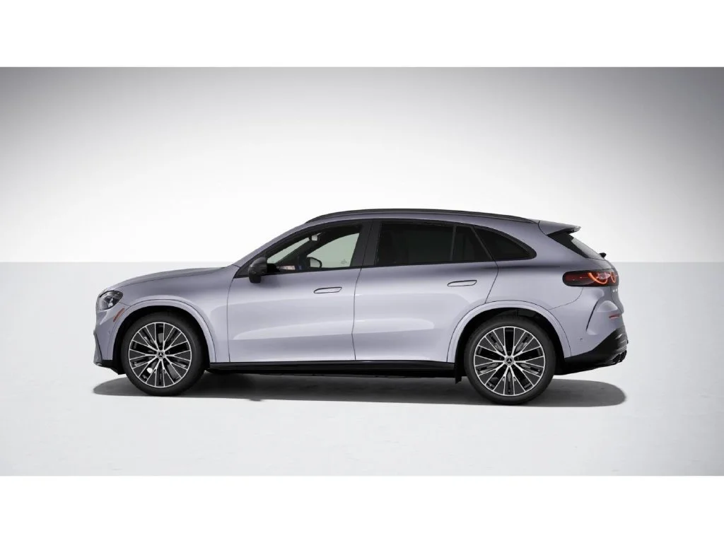 New 2027 Silver Mercedes-Benz GLC 400 image 33