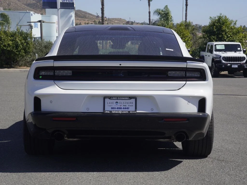 New 2026 White Knuckle Exterior Paint Dodge R/T Scat Pack image 4