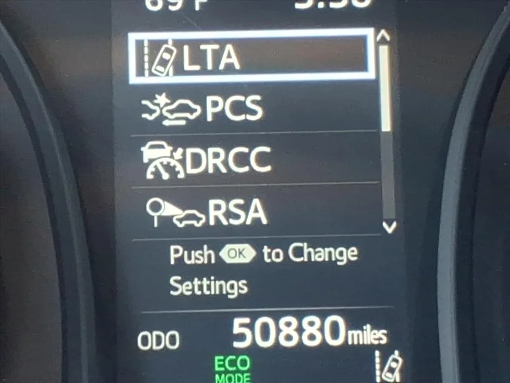 2024 Toyota Camry SE - Photo 7