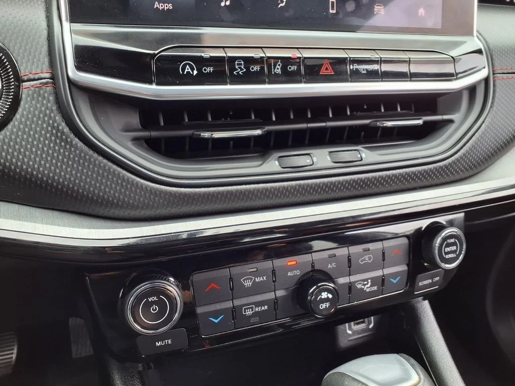 2025 Jeep Compass Trailhawk - Photo 9