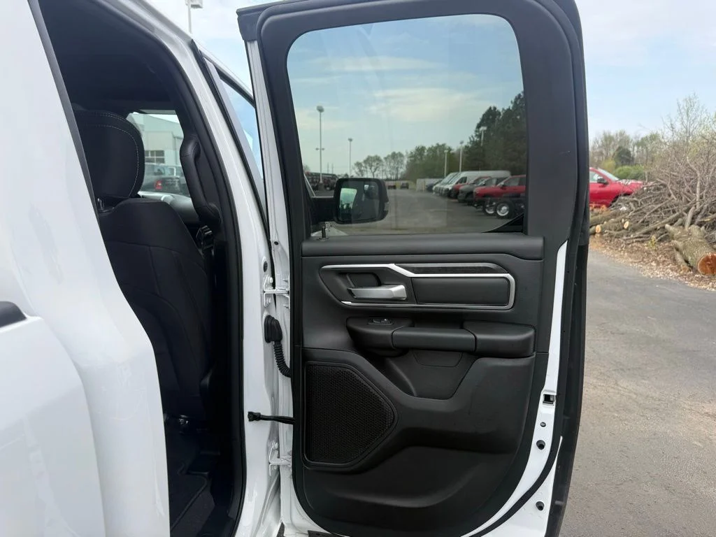 Used 2024 White Ram Big Horn/Lone Star image 47