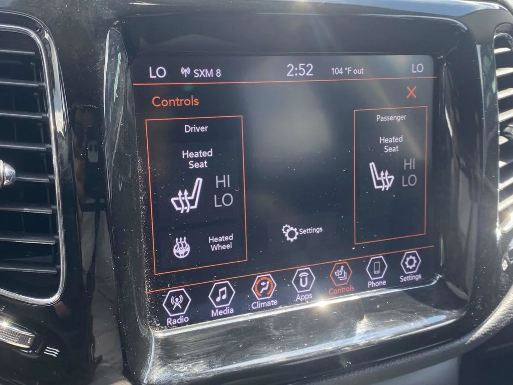 Used 2019 Red Jeep Limited image 25