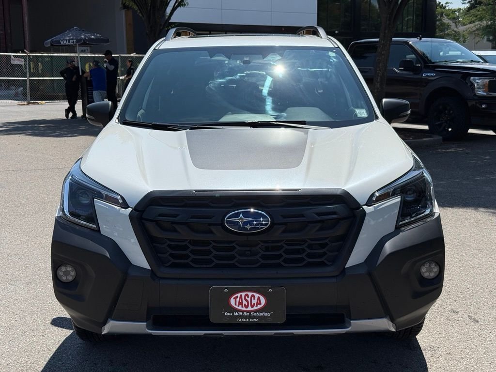 Used 2025 White Subaru Wilderness image 3