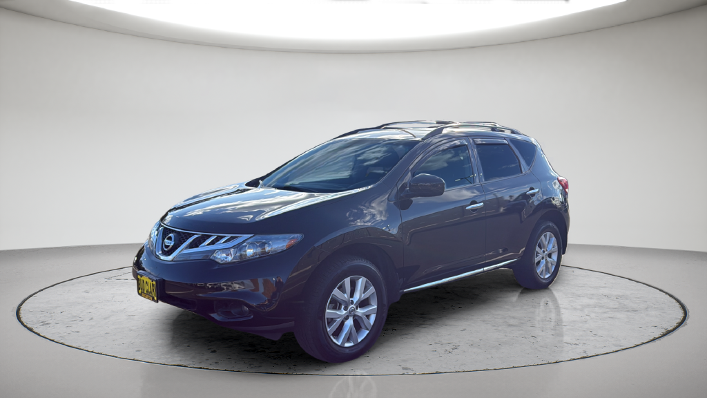 Used 2014 Black Nissan SV image 1