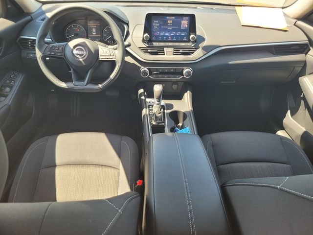 Used 2025 Black Nissan 2.5 S image 16
