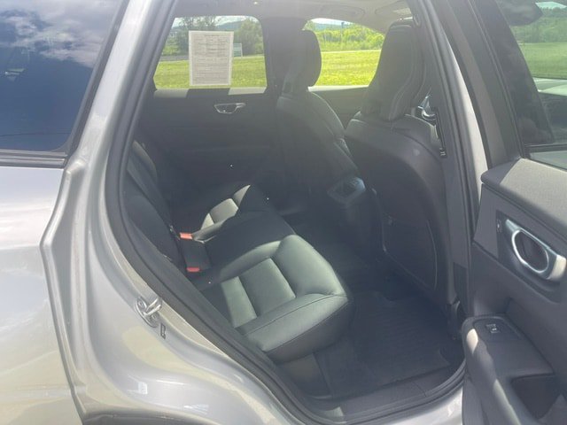 Used 2024 Silver Volvo Core Dark Theme image 9