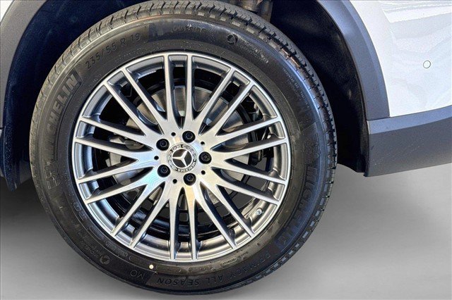 New 2026 Polar White Mercedes-Benz GLC 300 image 59