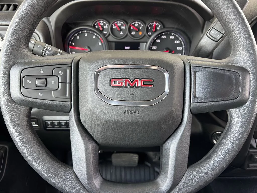 New 2026 Summit White GMC Pro image 25