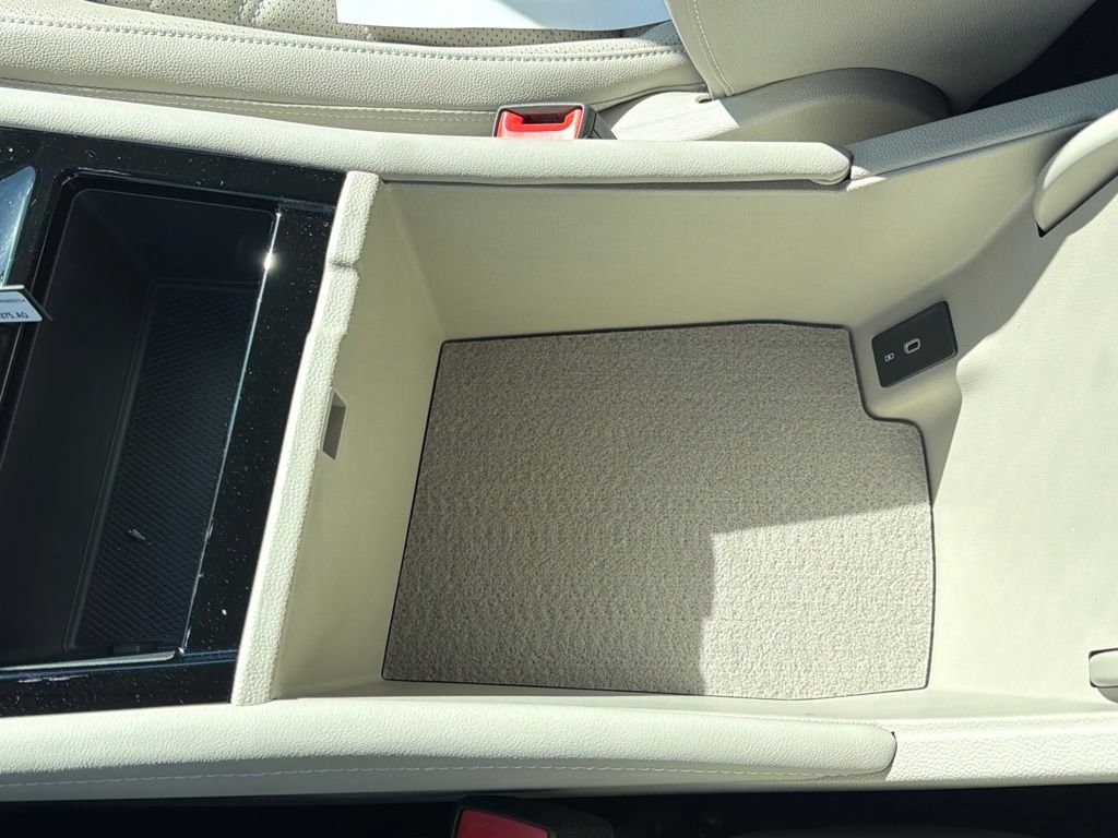 New 2026  Volkswagen SE w/Technology image 23