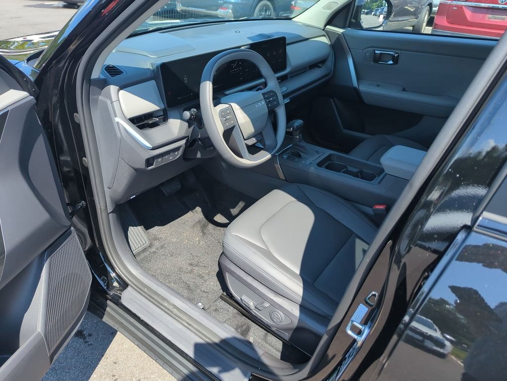 New 2027 Aurora Black Pearl Kia EX image 11